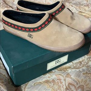 Slip on shoe/ slipper